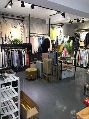 慕斯服飾店 打造時(shí)尚生活，引領(lǐng)零售新風(fēng)尚